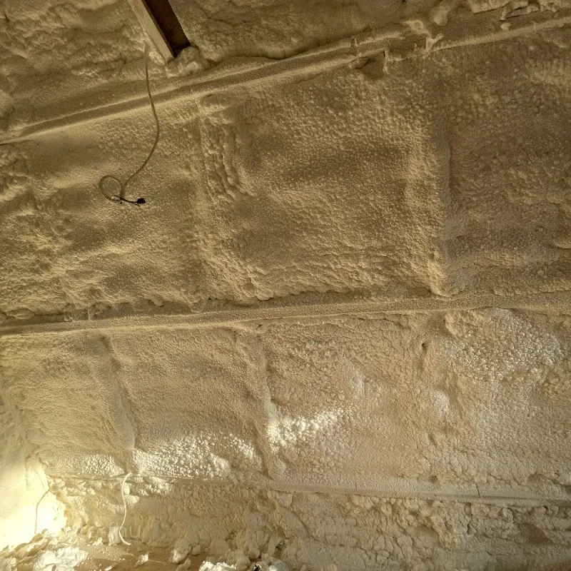 Izolacja  pianą PUR Jędrzejów