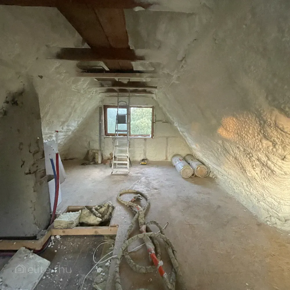 Izolacja  pianą PUR Jędrzejów