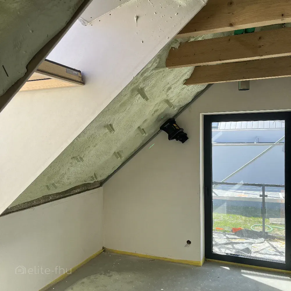 Ocieplanie poddasza piana PUR Skawina