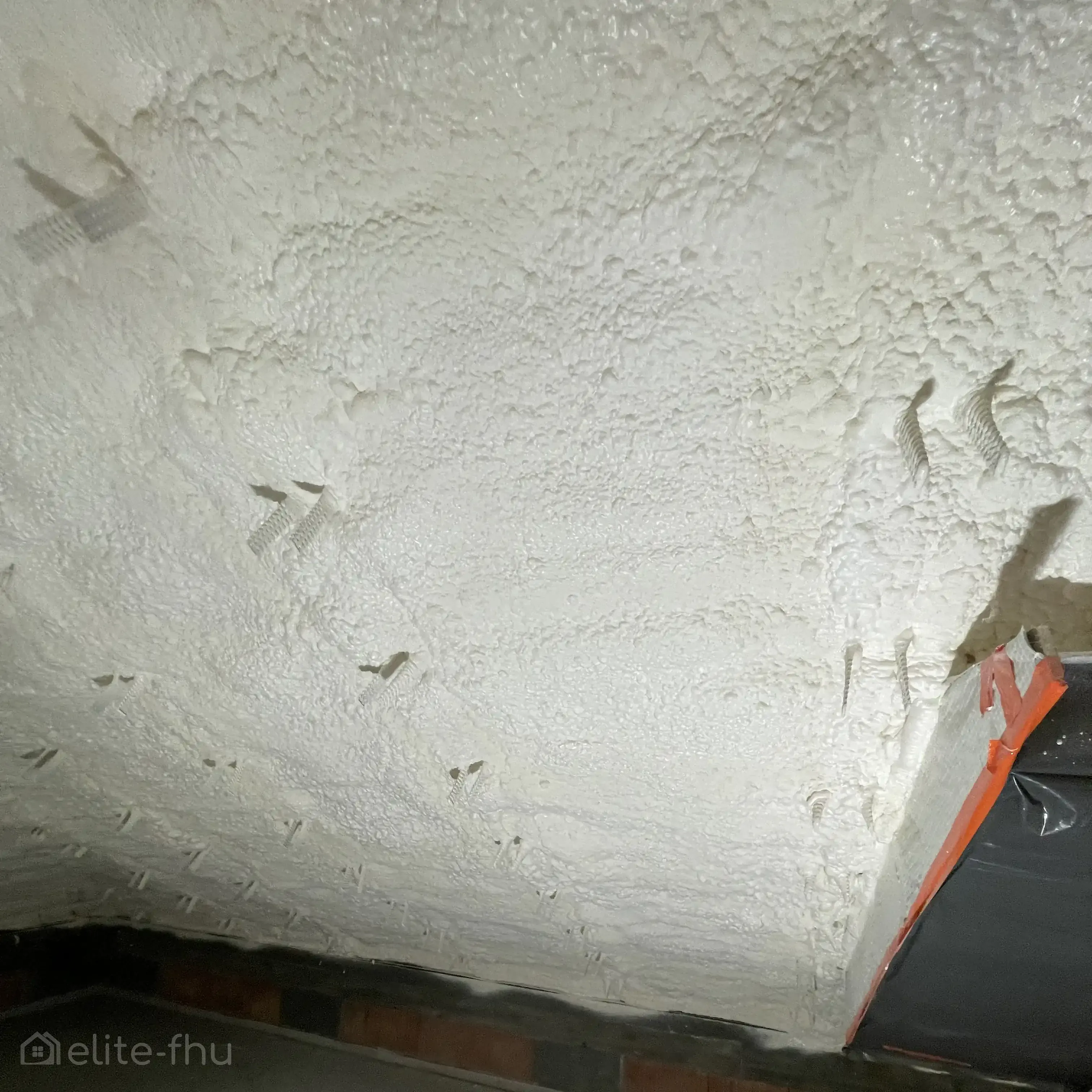 Ocieplenie pianą PUR Buczek