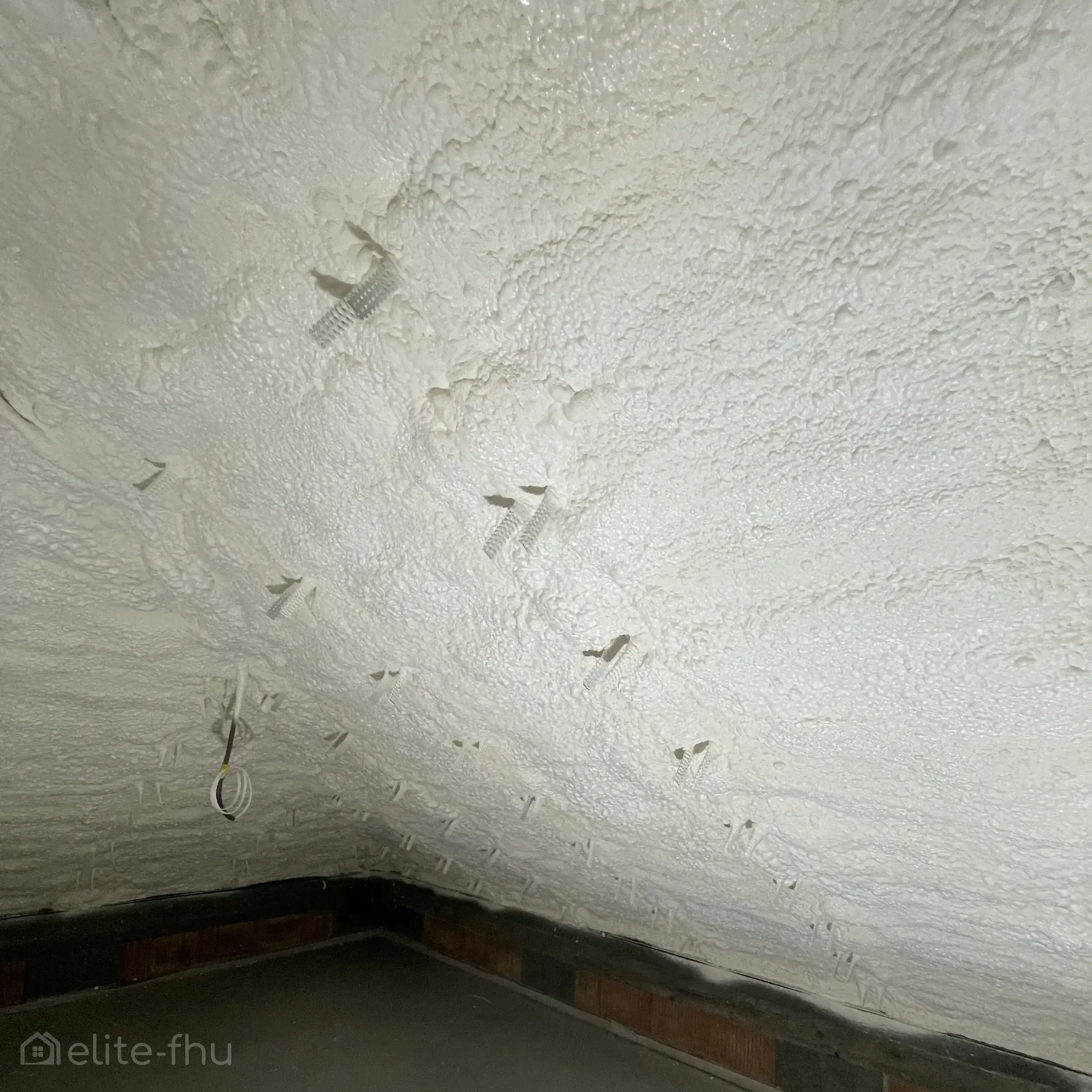 Ocieplenie pianą PUR Buczek