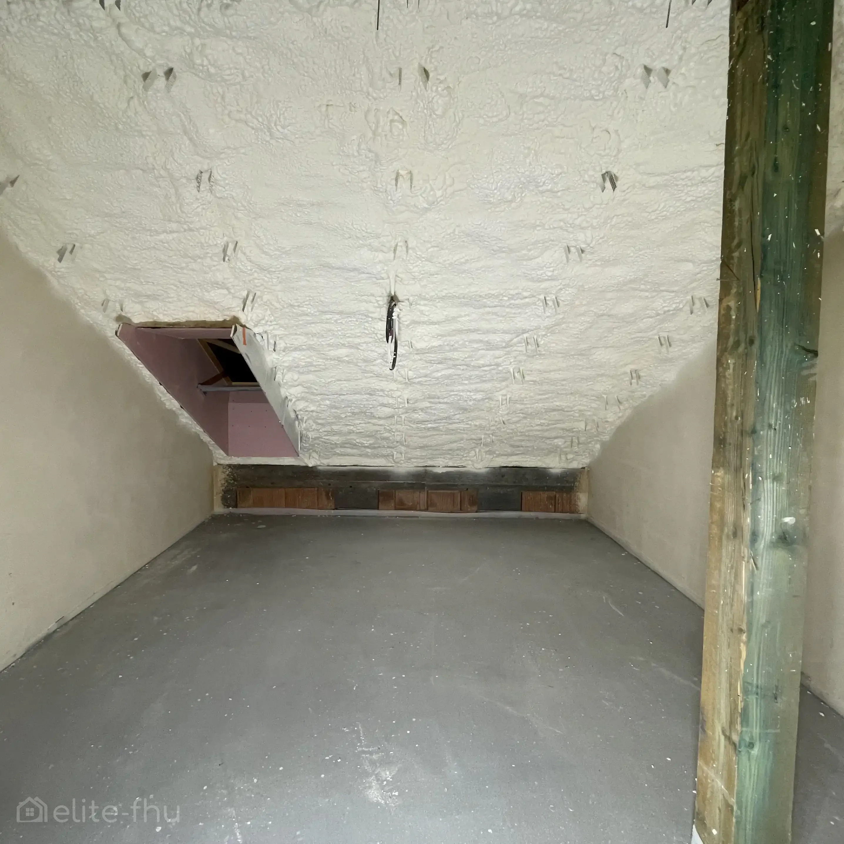 Ocieplenie pianą PUR Buczek